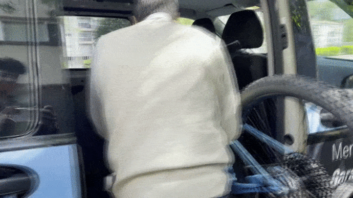 e107f3_d3f48c5612d6492692b69ba2cd69d6f3~mv2